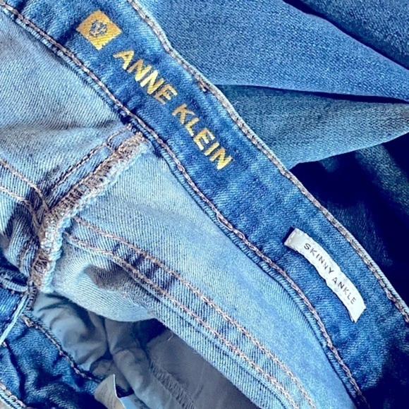 ANNE KLEIN “SKINNY ANKLE” BLUE DENIM JEANS Women’s Size 12P - Picture 4 of 12